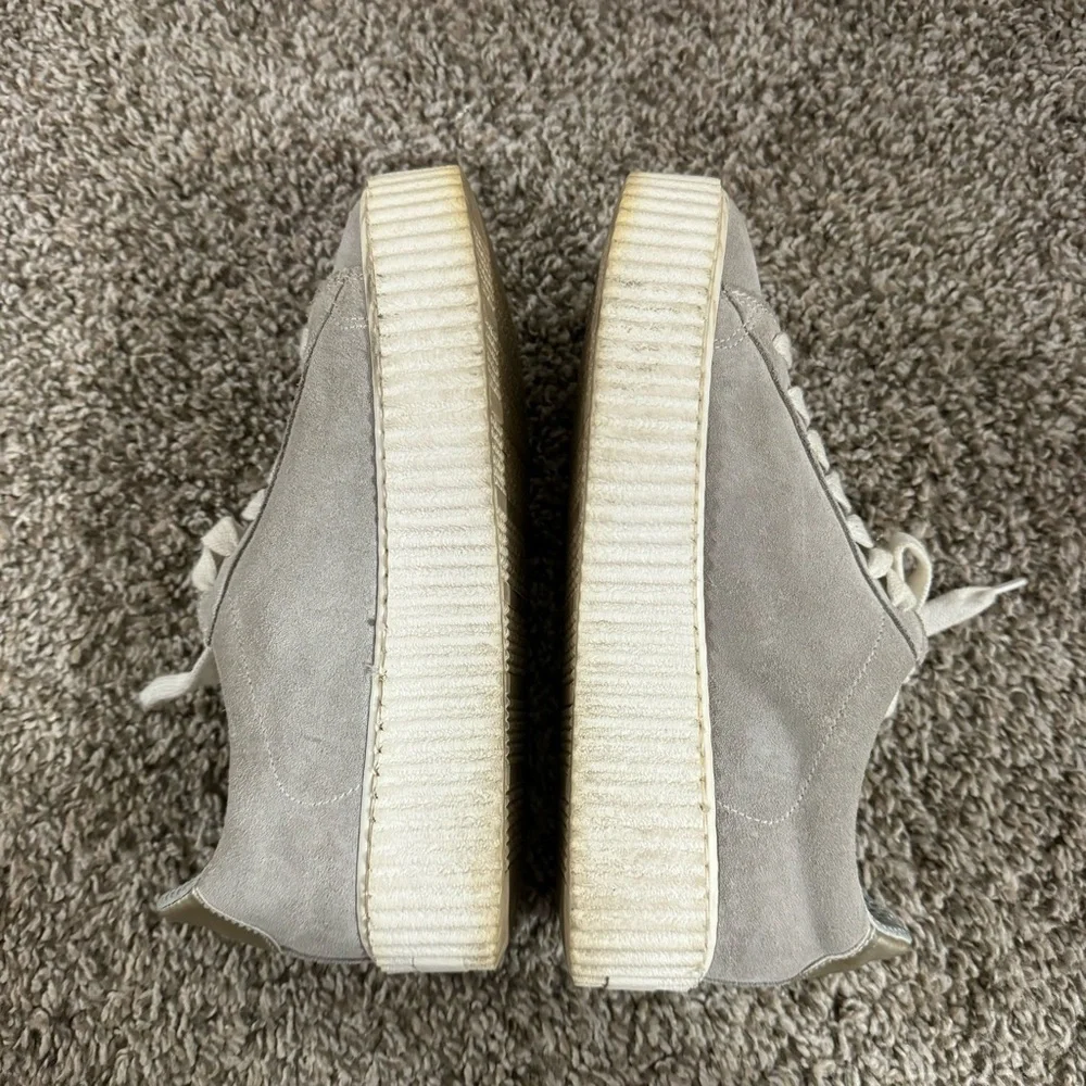 The Shoe Box Platform Tennis Shoes Size 6